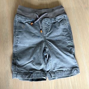 Gap kids Star Wars appliqué shorts size XS